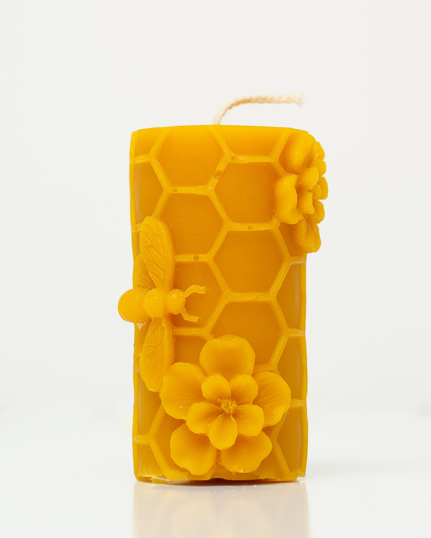 100% Beeswax Candles - Honeycomb Shape